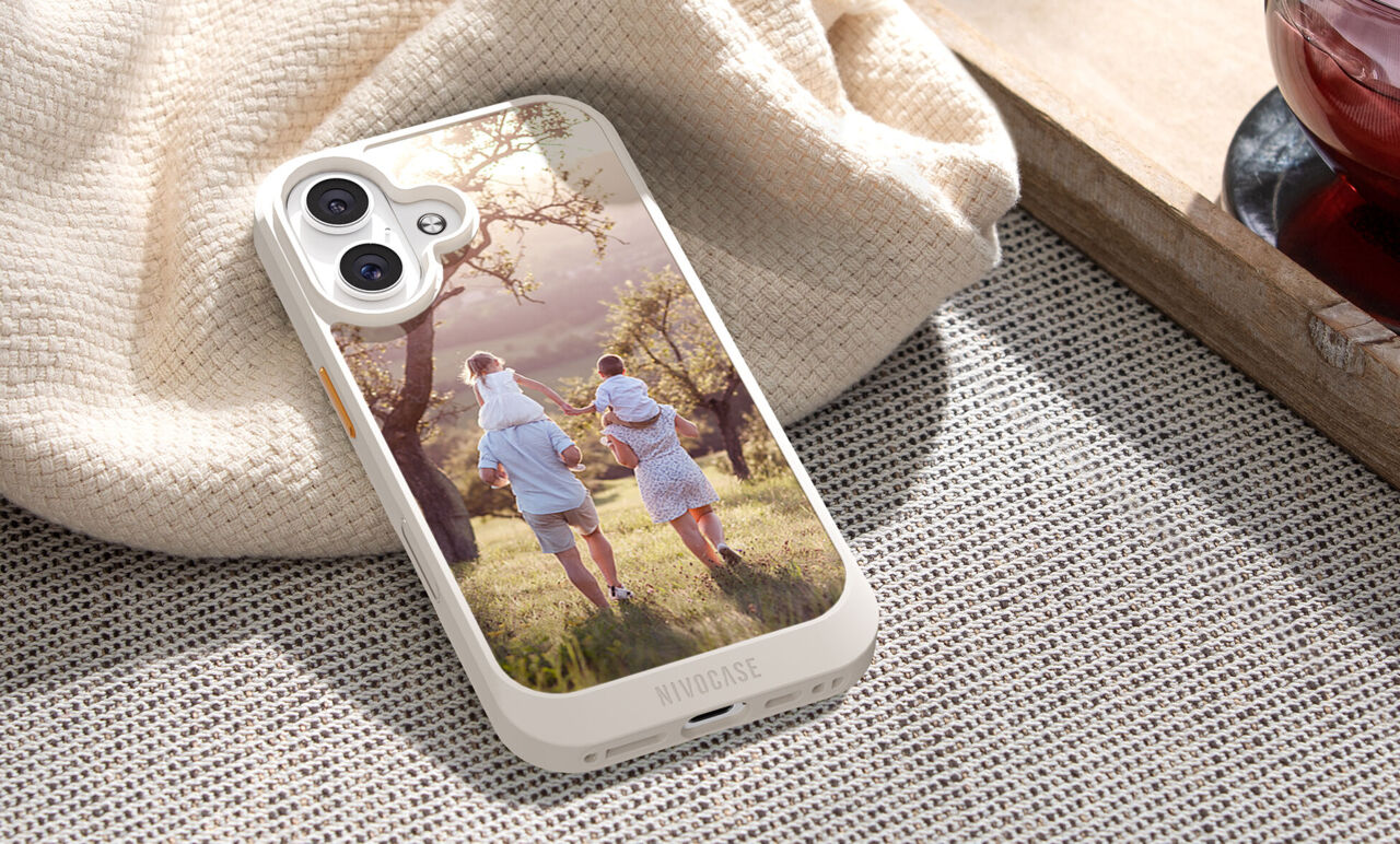 Gallery Case